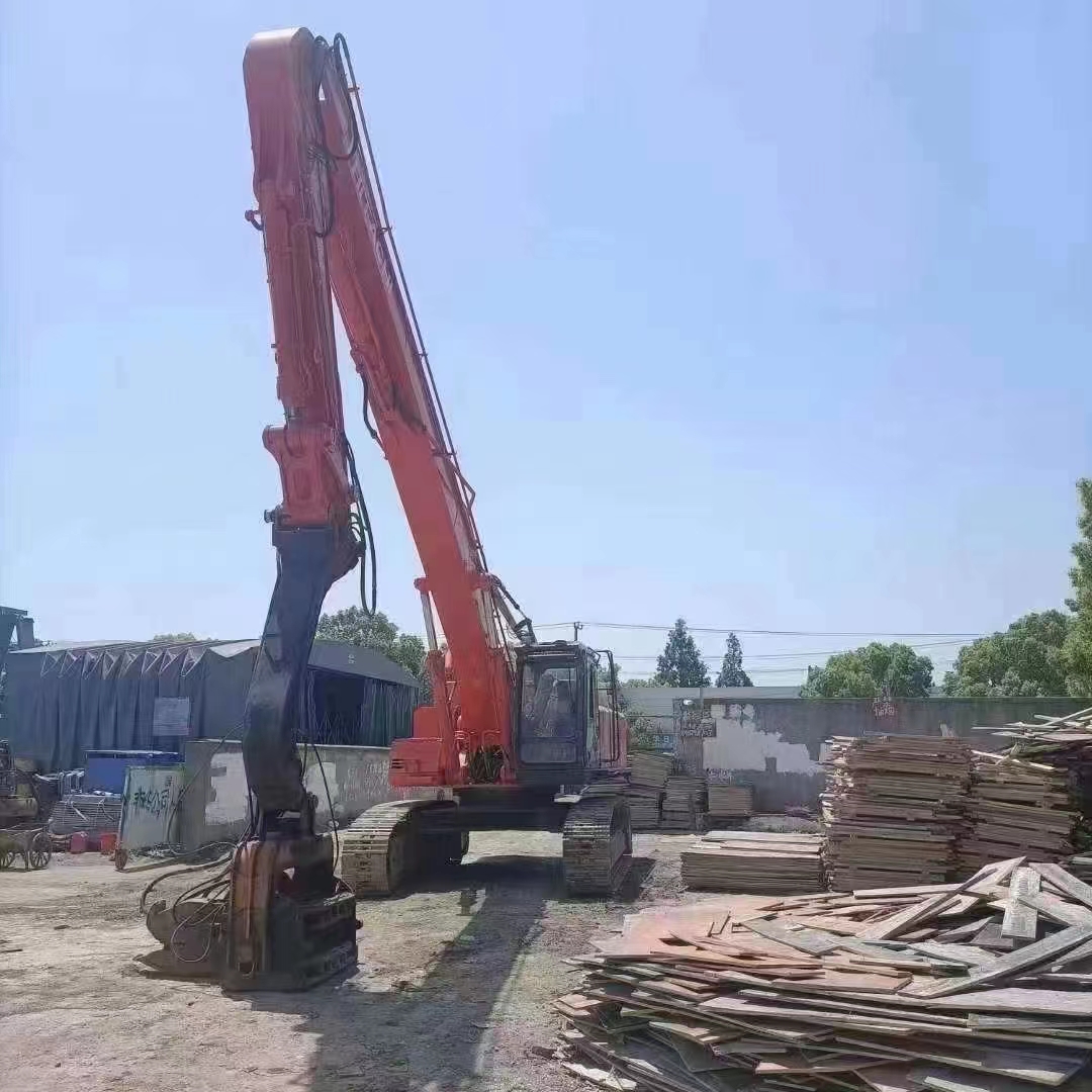 55T Second-hand Hitachi Excavator ZAXIS 550 Pile Driver with 3.3m3 Bucket Capacity