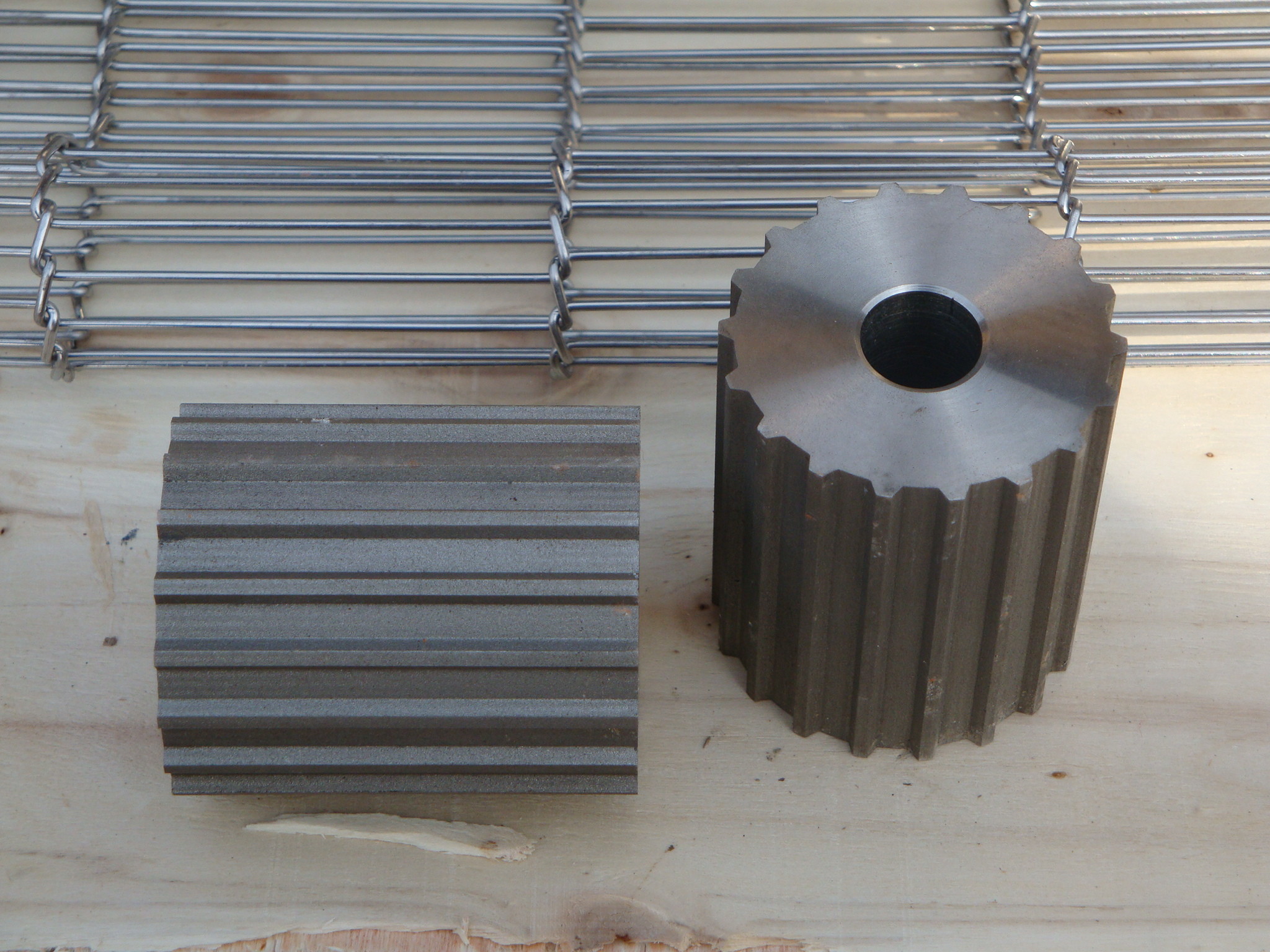 stainless steel wire mesh conveyor belts carbon steel conveyor chains food grade belts