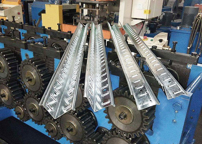 Steel Supermarket Shelf Roll Forming Machine With Online Punching