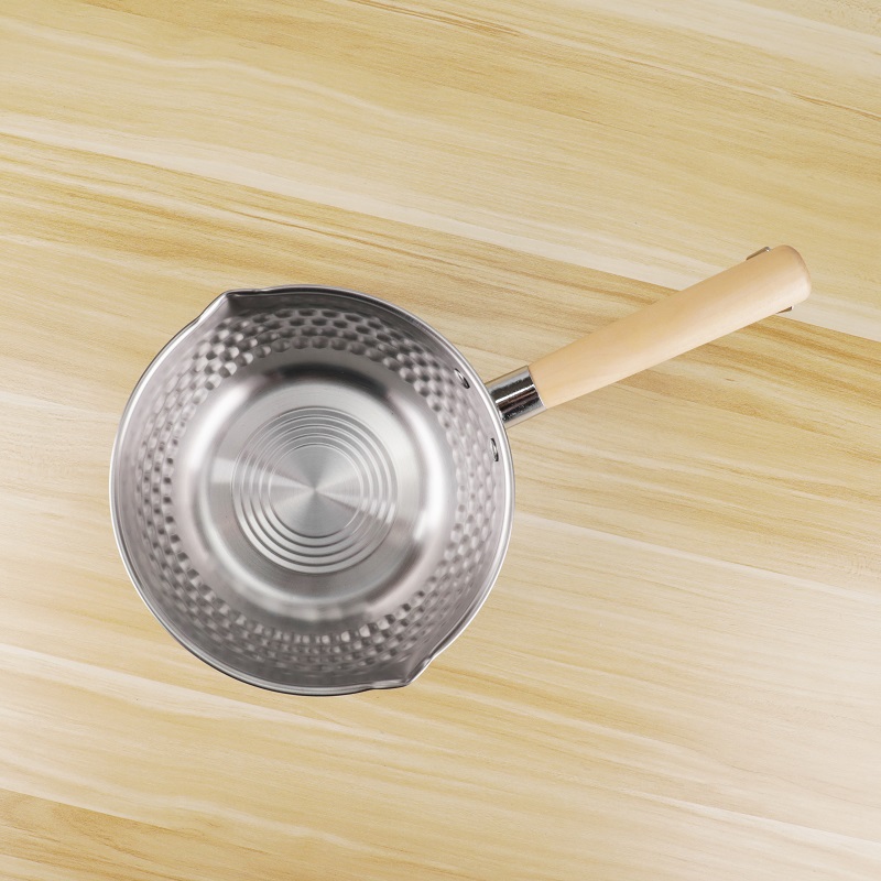 Non Stick Japanese Sauce Pan Stainless Steel Restaurants Soup Cooking Pot With Wooden Handle