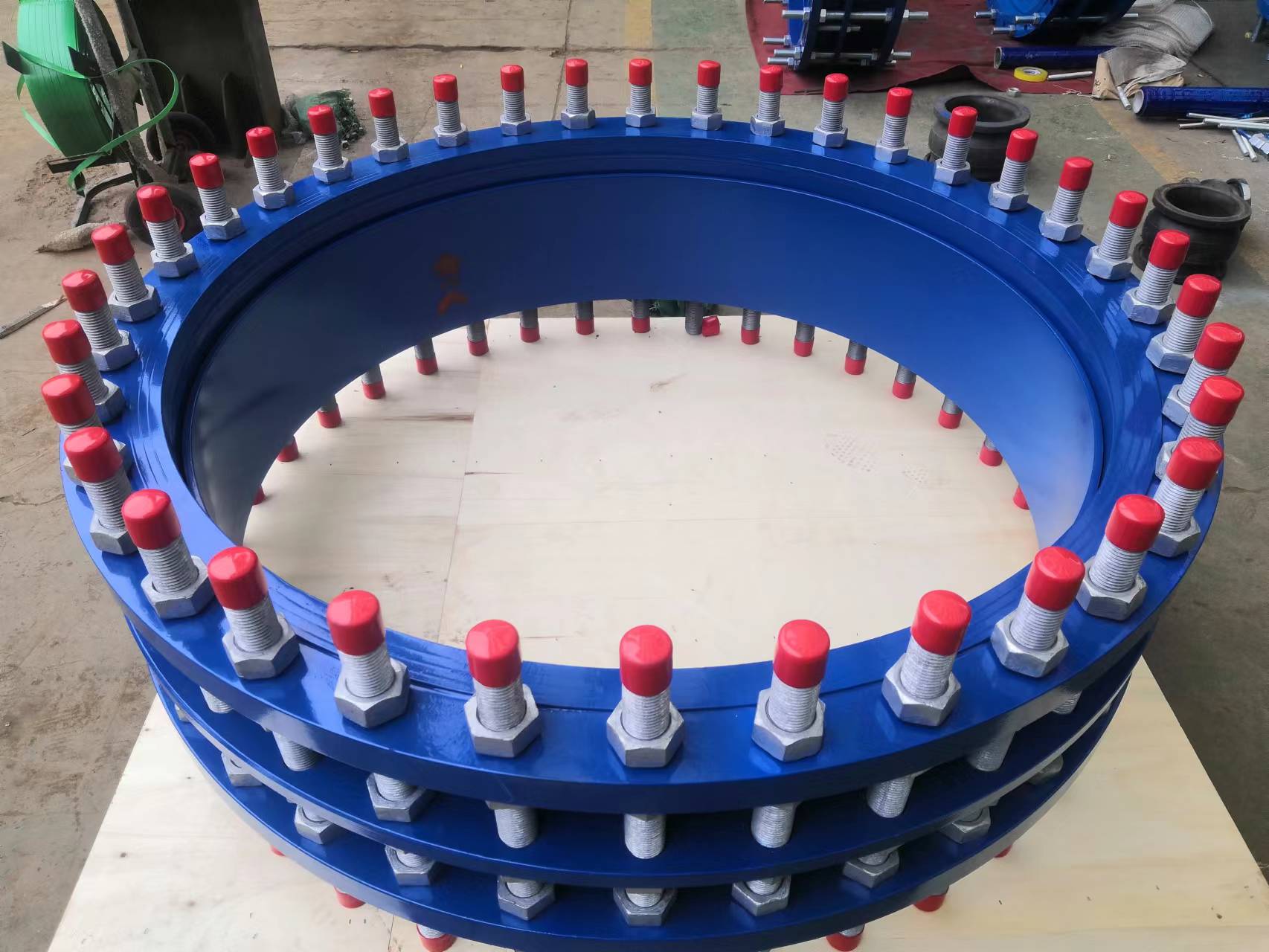 BS Flange Drilling Ductile Iron Double Flange Dismantling Joints For Neutral Liquid