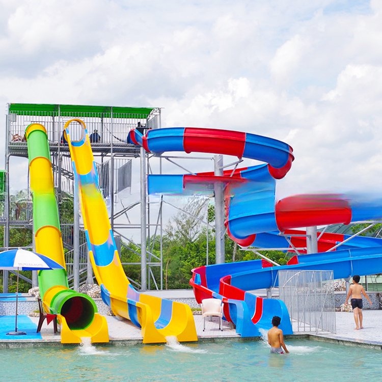 Water Park Screaming Fiberglass Screw Water Slide Equipment