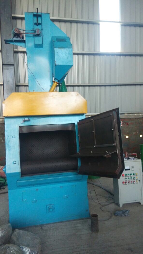 13kw Tumble Belt Shot Blasting Machine , Industrial Shot Blaster Descaling Function