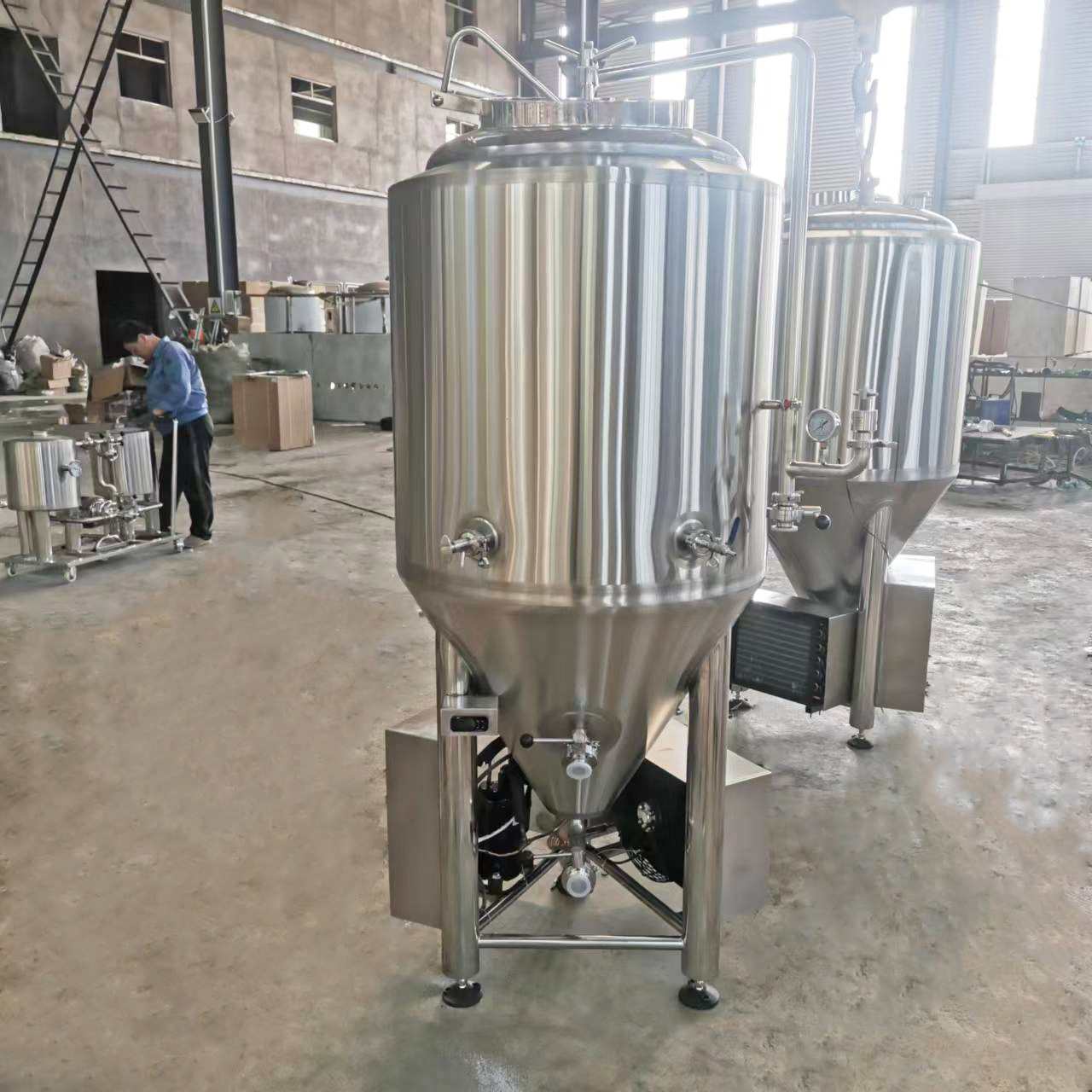 30L SUS 304 Automatic Conical Fermenter Chiller Included for Home Brewing Wine by GHO