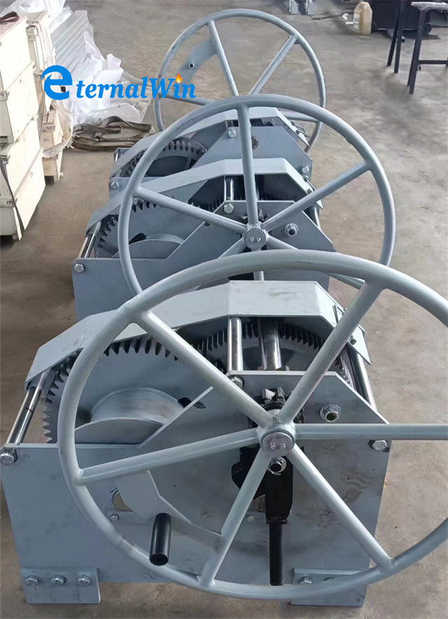 Customizing drum 20kn 30kn 50kn Marine Manual Hand Winch For Boat Mooring / Towing