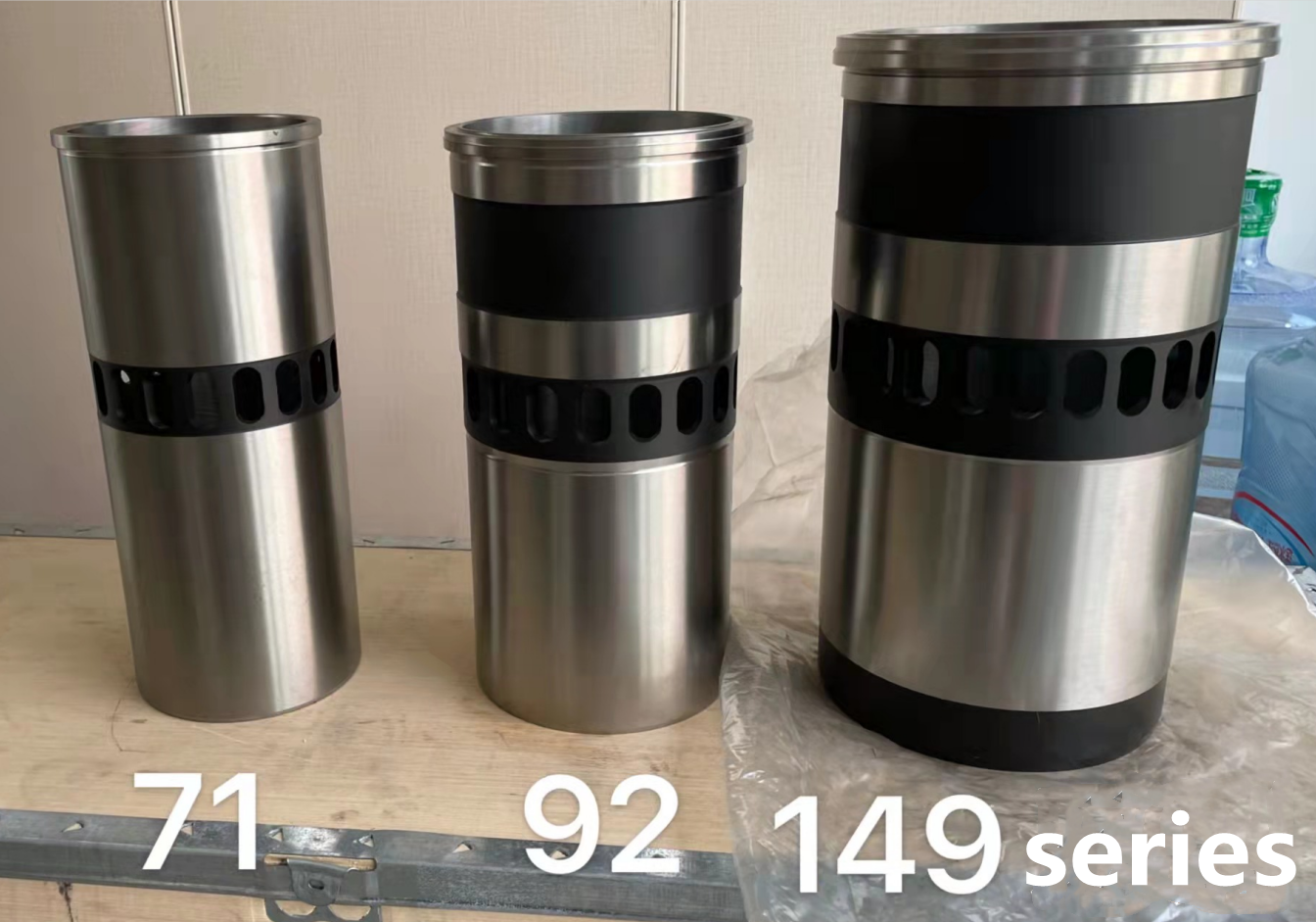 Diesel Engine Parts V71 108mm 23502021 23502022 Cylinder Liner for Detroit 71 Series