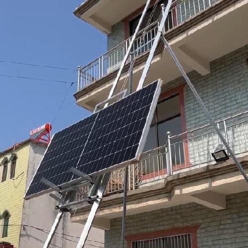 Custom Safe Electric Cargo Ladder Lifter 200Kg For Doors And Windows Photovoltaic Panel Lift