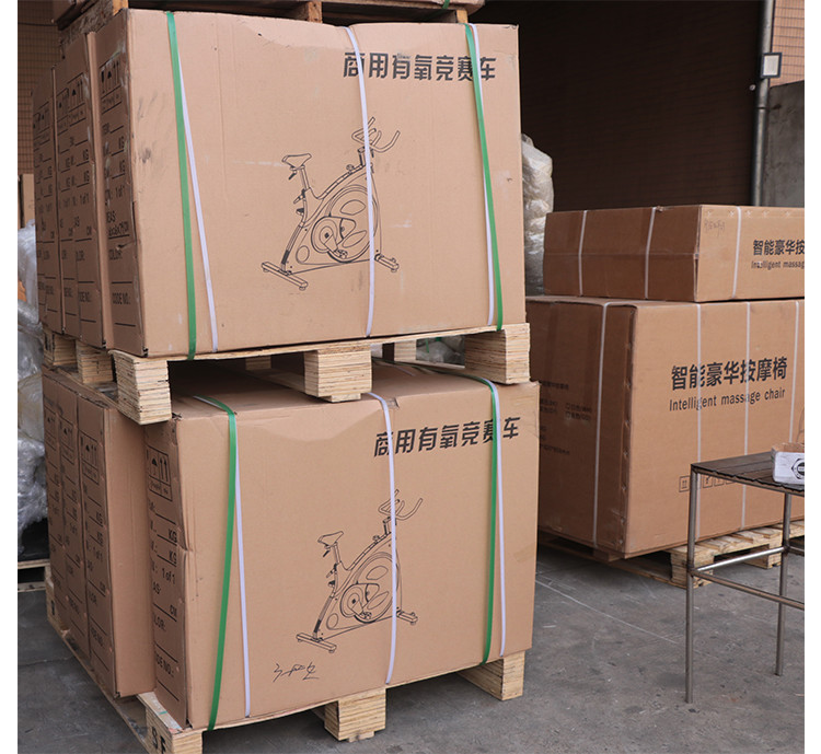 Commercial Grade Gym Spin Bike Machine Imported Belt Transmitting Type
