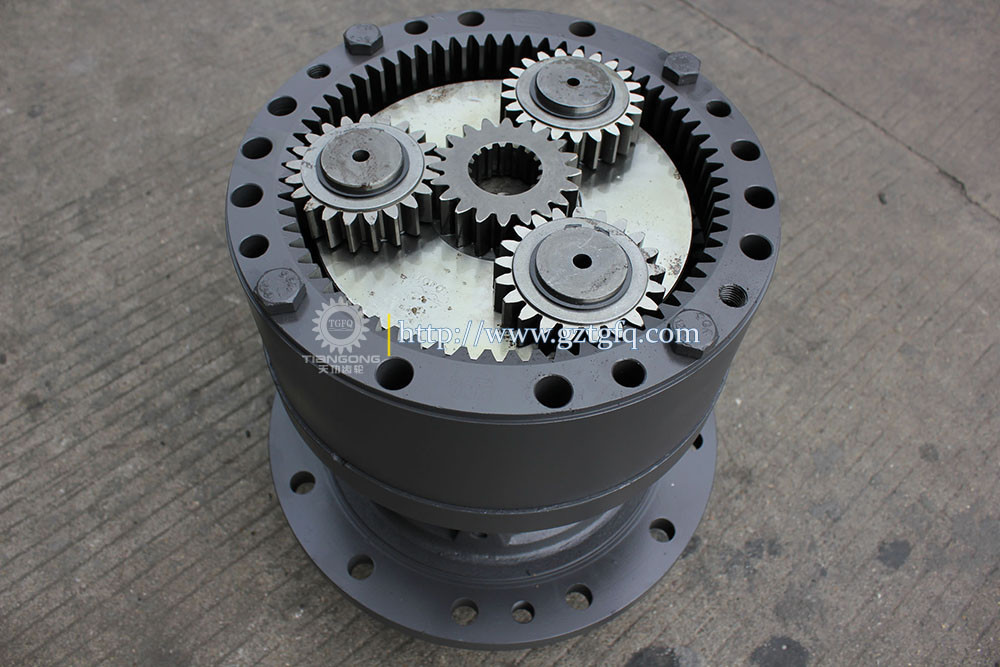 R210-7 R215-7 Hyundai Excavator Swing Gearbox