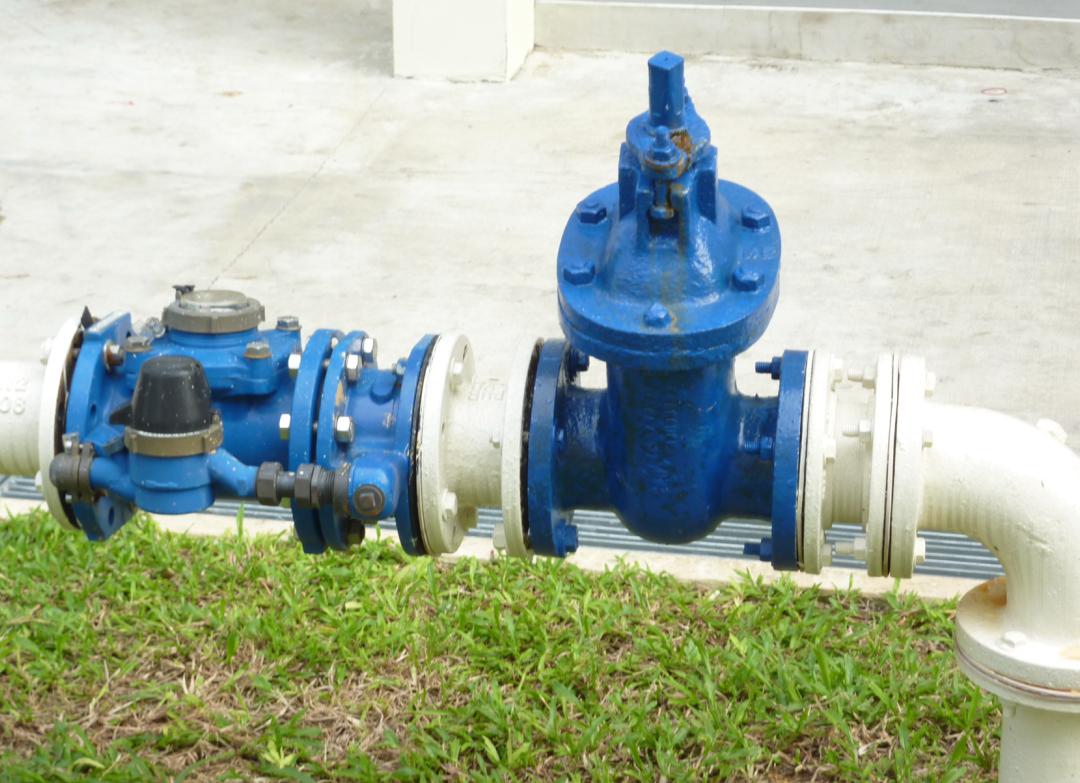 Wafer Type Light Weight Water Gate Valves DN100 DIN F4 For Firework