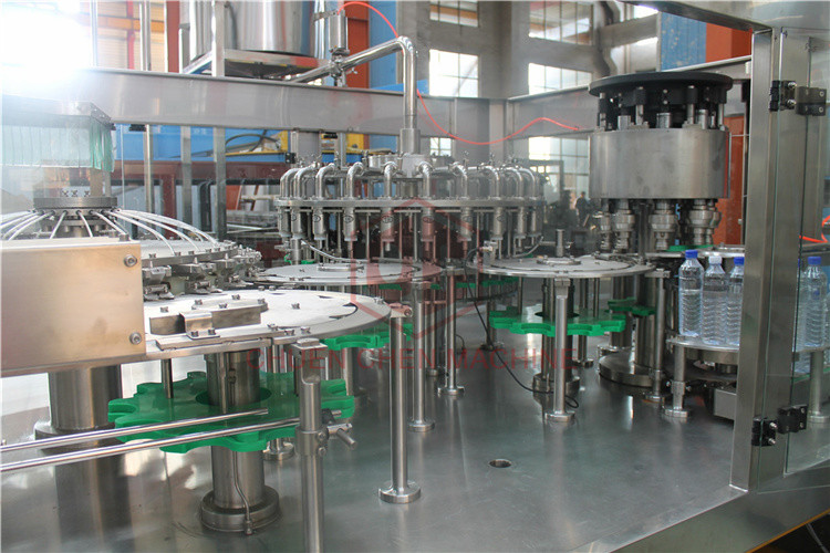 8000BPH Plastic Bottle Filling Machine , Rinsing Filling Capping Machine Food Grade