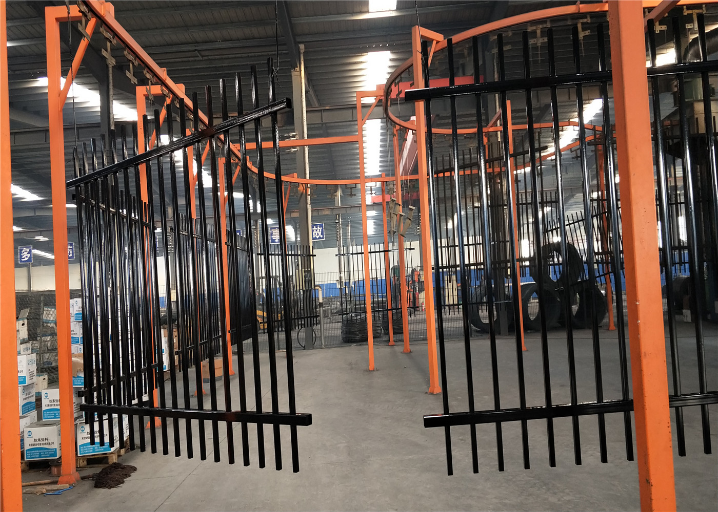 Black powder Coated Steel Fence For Sale 2100mm x 2400mm Panels Size Supply To Australia Market