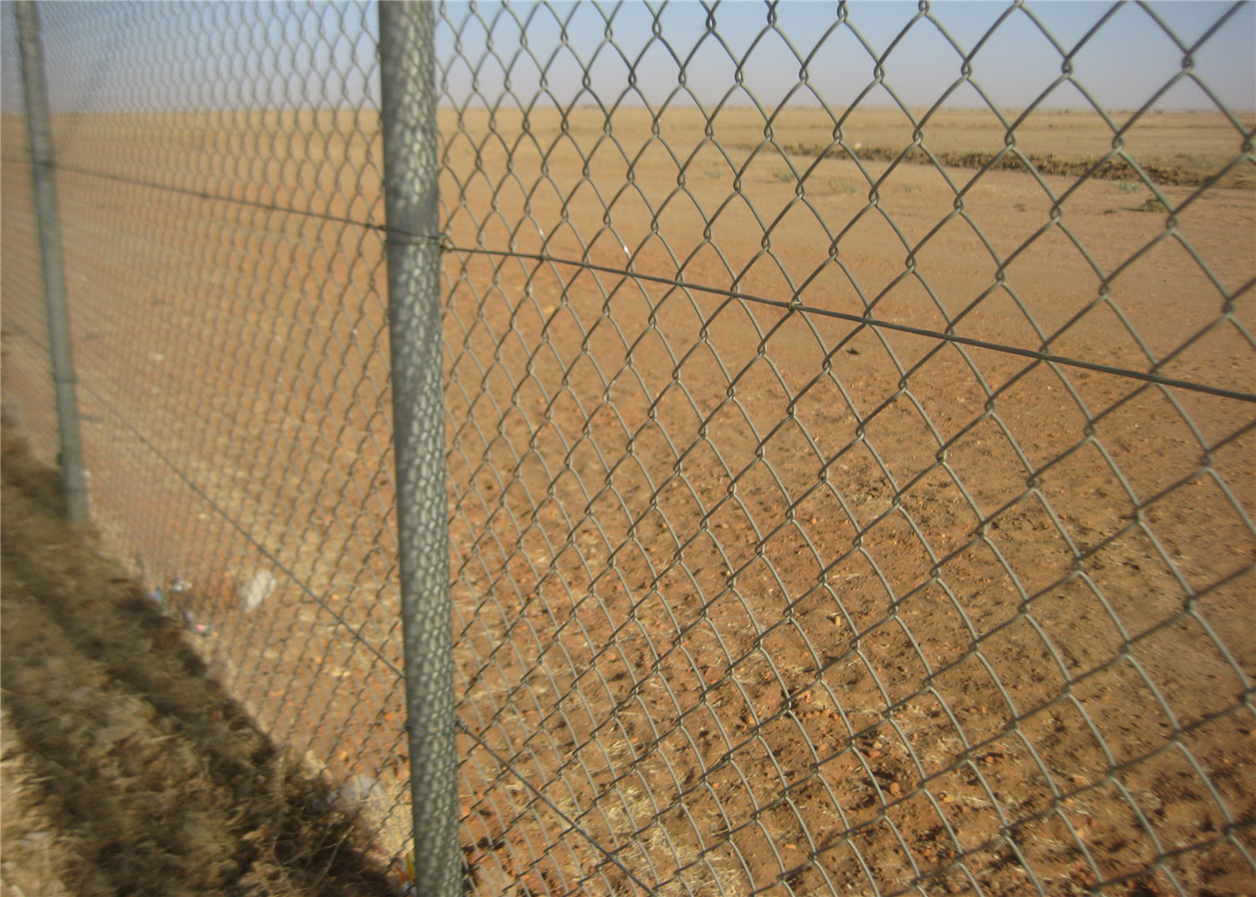 2"x 2" with 11ga wire/2.95mm chain wire fence 6'x100' length