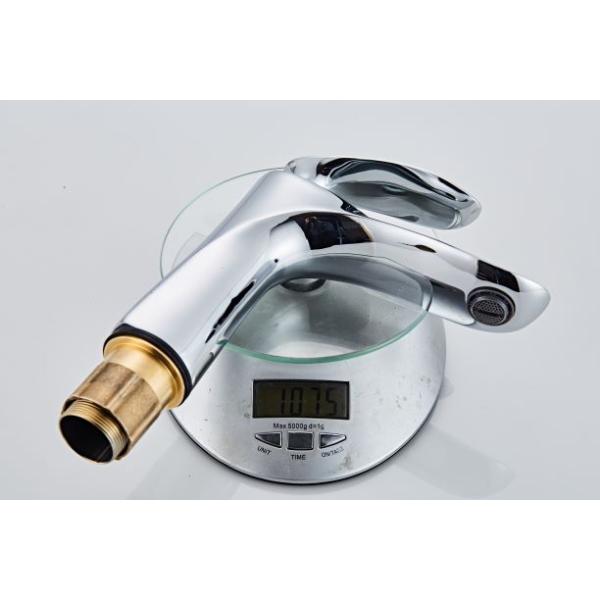 Chrome Plated Single Hole Silver Wash Basin Faucet