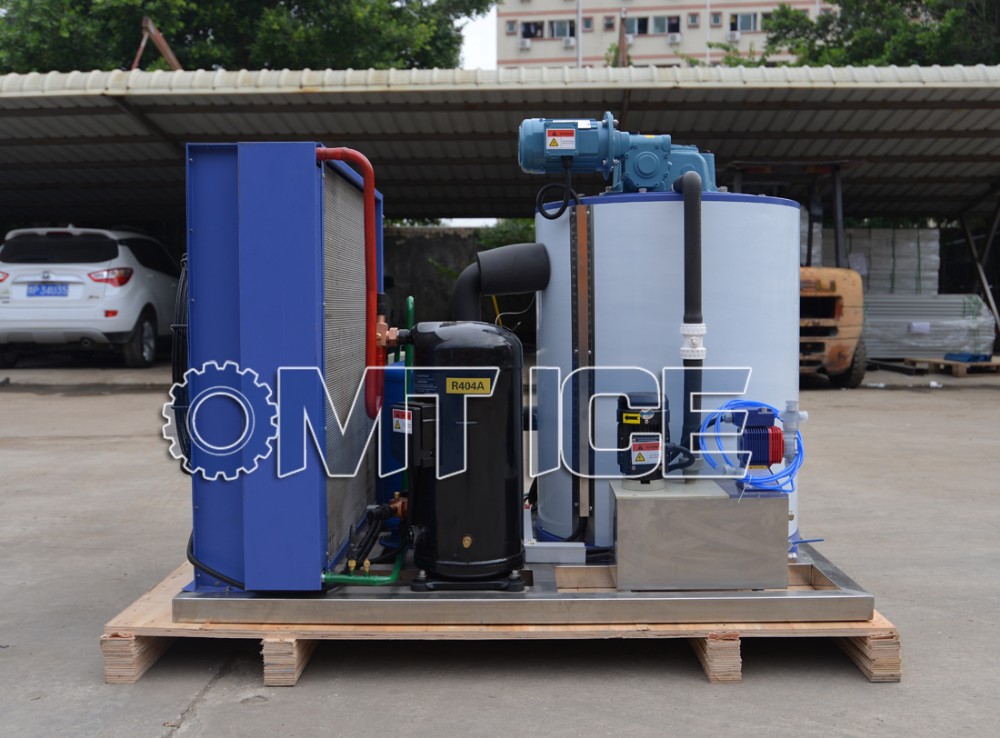 2000KG Capacity Industrial Flake Ice Machine Automatic 2Ton Dry Ice For Fishery