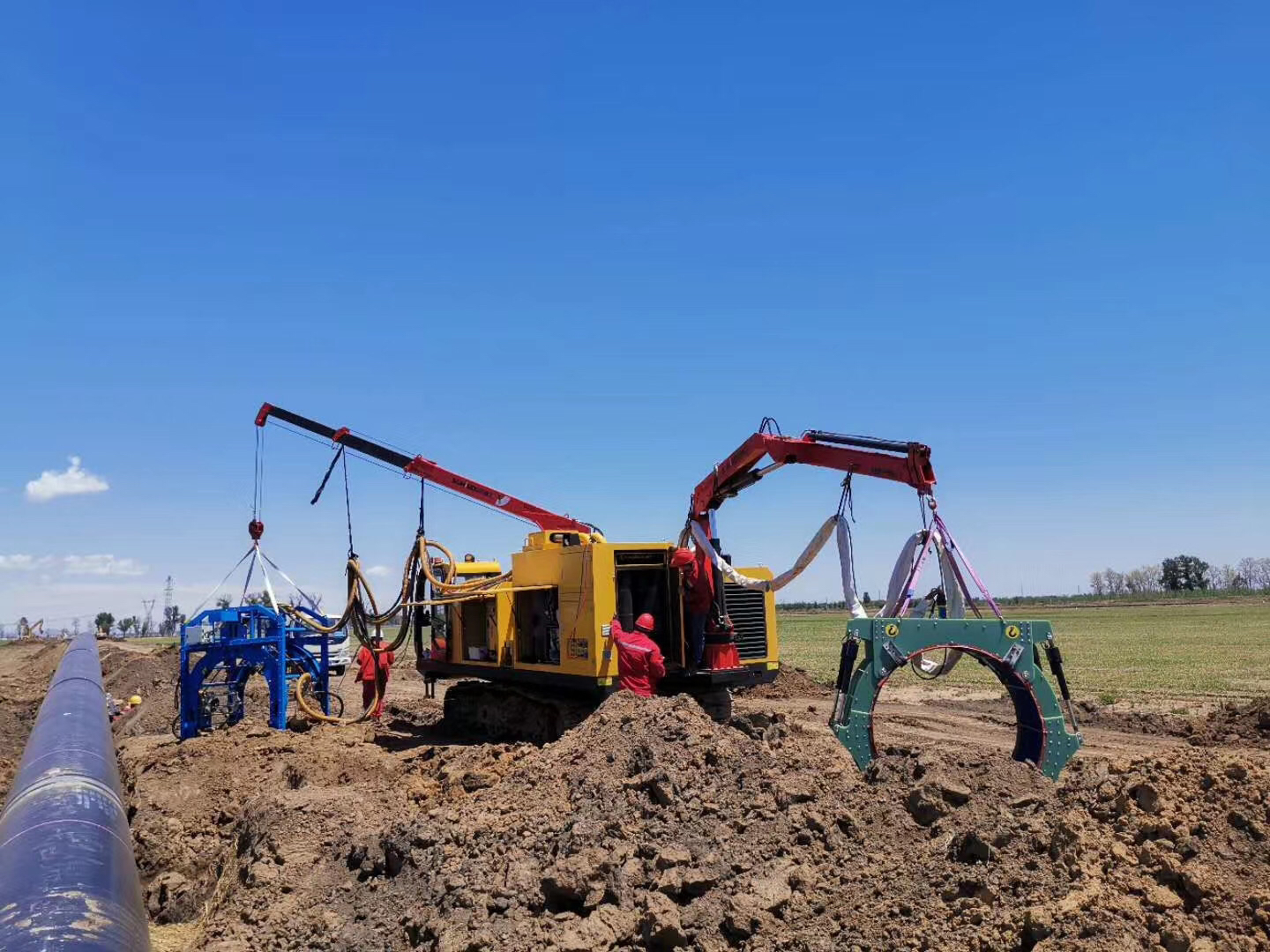 13000KG Weight Pipeline Induction Heater For Field Pipeline Construction