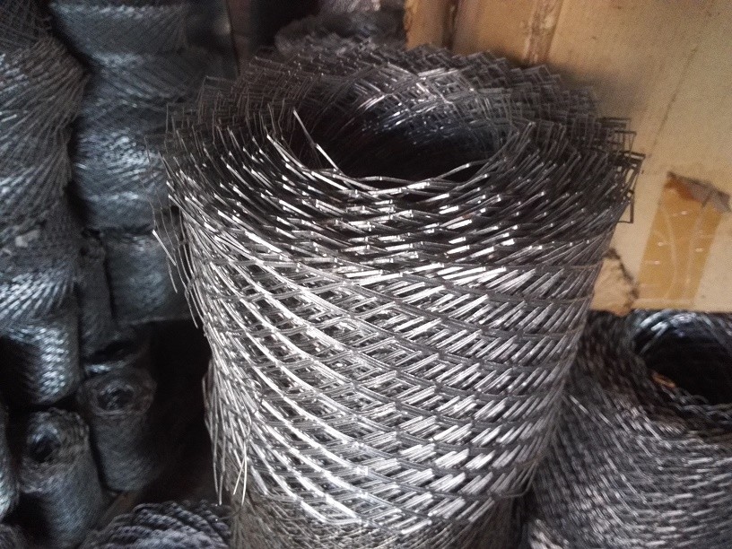 Hot Dipped Galvanized Stucco Diamond Mesh 25cm Width Reinforcement Coil