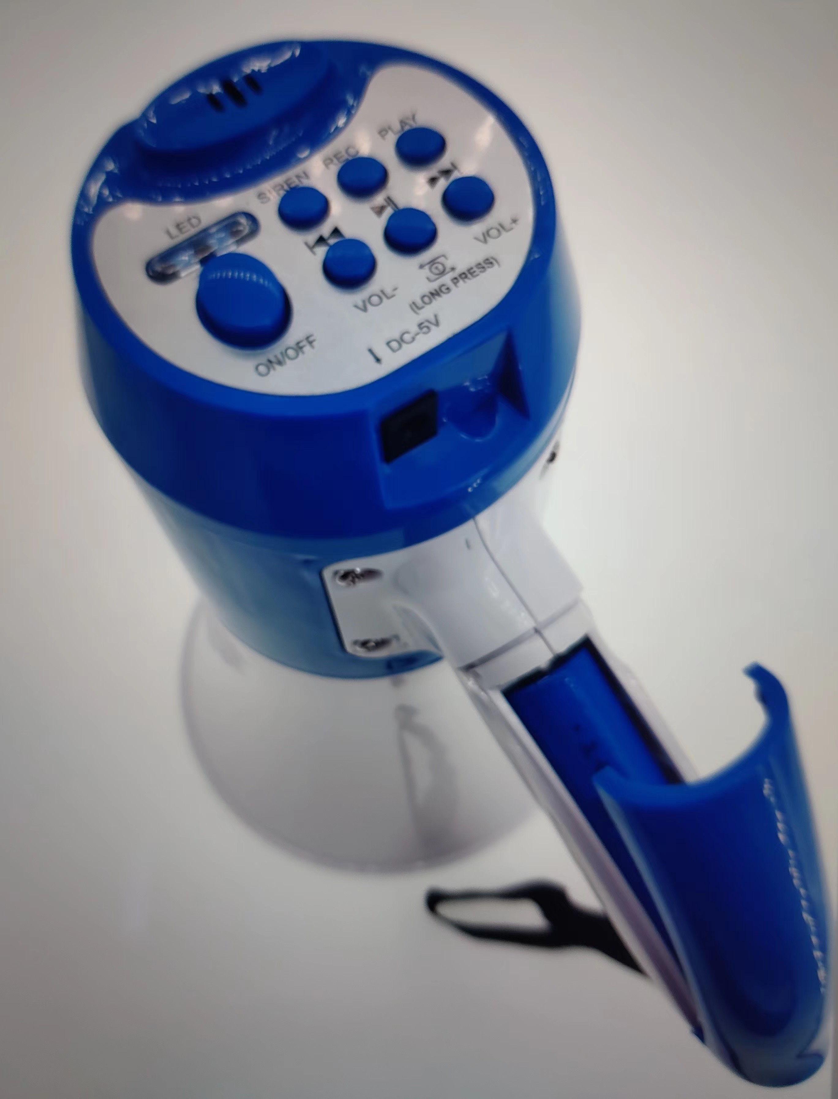 Compact and Lightweight Rechargeable Megaphone Speaker with USB Charging