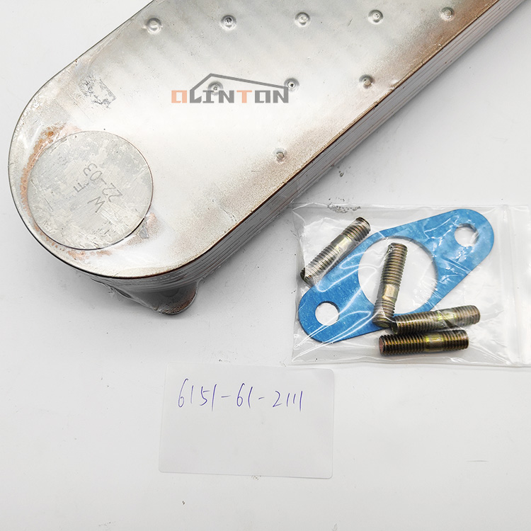 Excavator Cooler Parts 6D125 7P 8P Oil Cooler Core 6152-62-2110 6151-61-2111