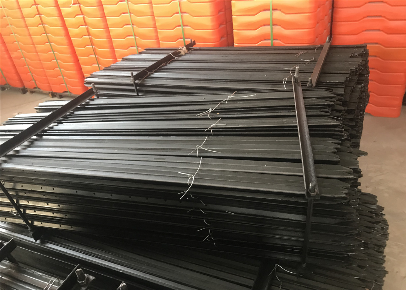 Star Picket Black Coated 0.45 meter length 1.9kg per meter