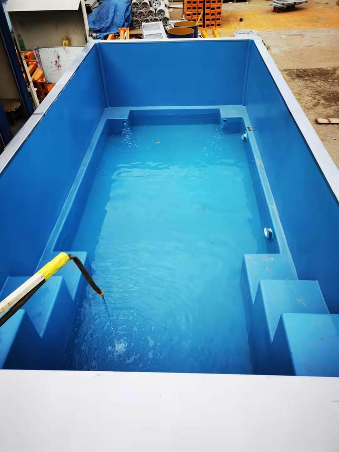 Outdoor 20ft 30ft 40ft Shipping Container Swimming Pool with Filtration Included and Customized Color