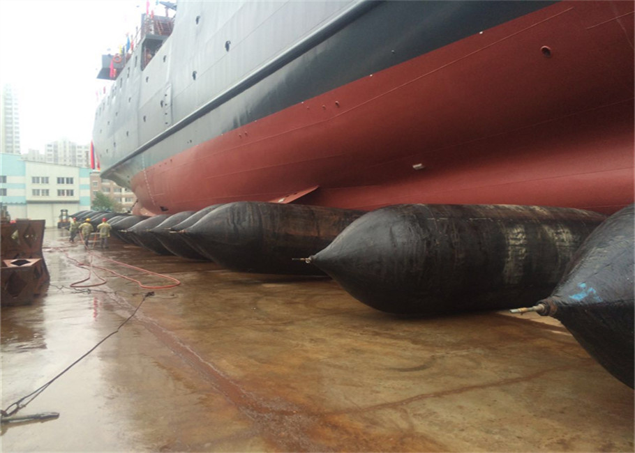 Flexible Salvage Heavy Lifting Ship Launching Airbags Safe Efficient Operation