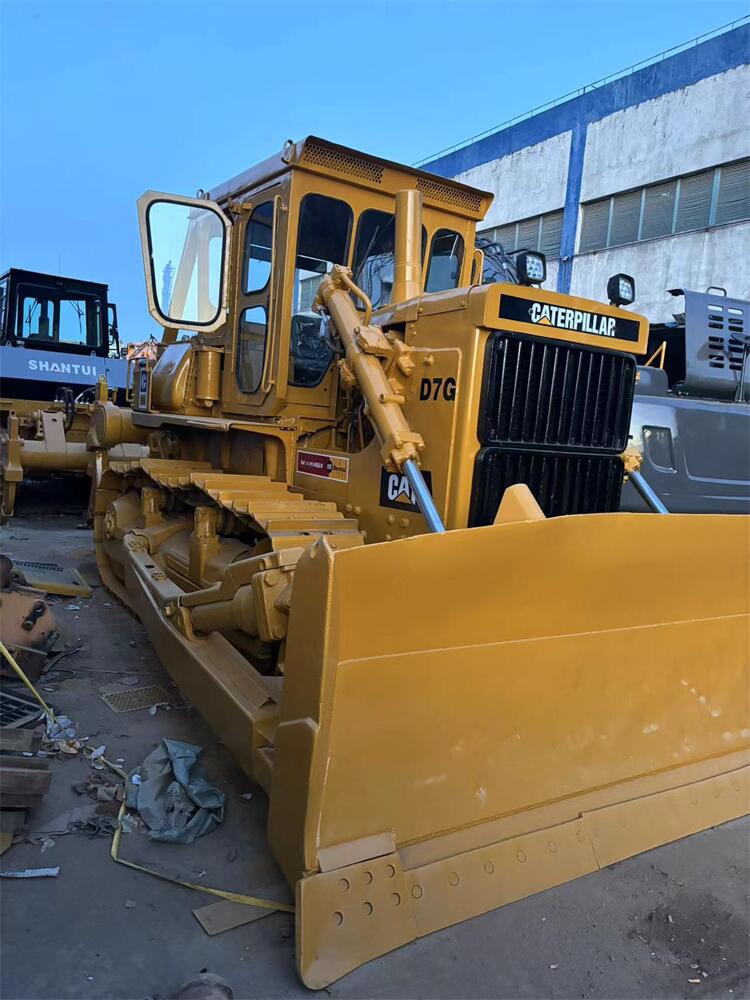 Japan Used CAT D7G Dozer/Cat D6H D6D D6G D7 D7G D7R D7H D8K Bulldozer with 2017 Year