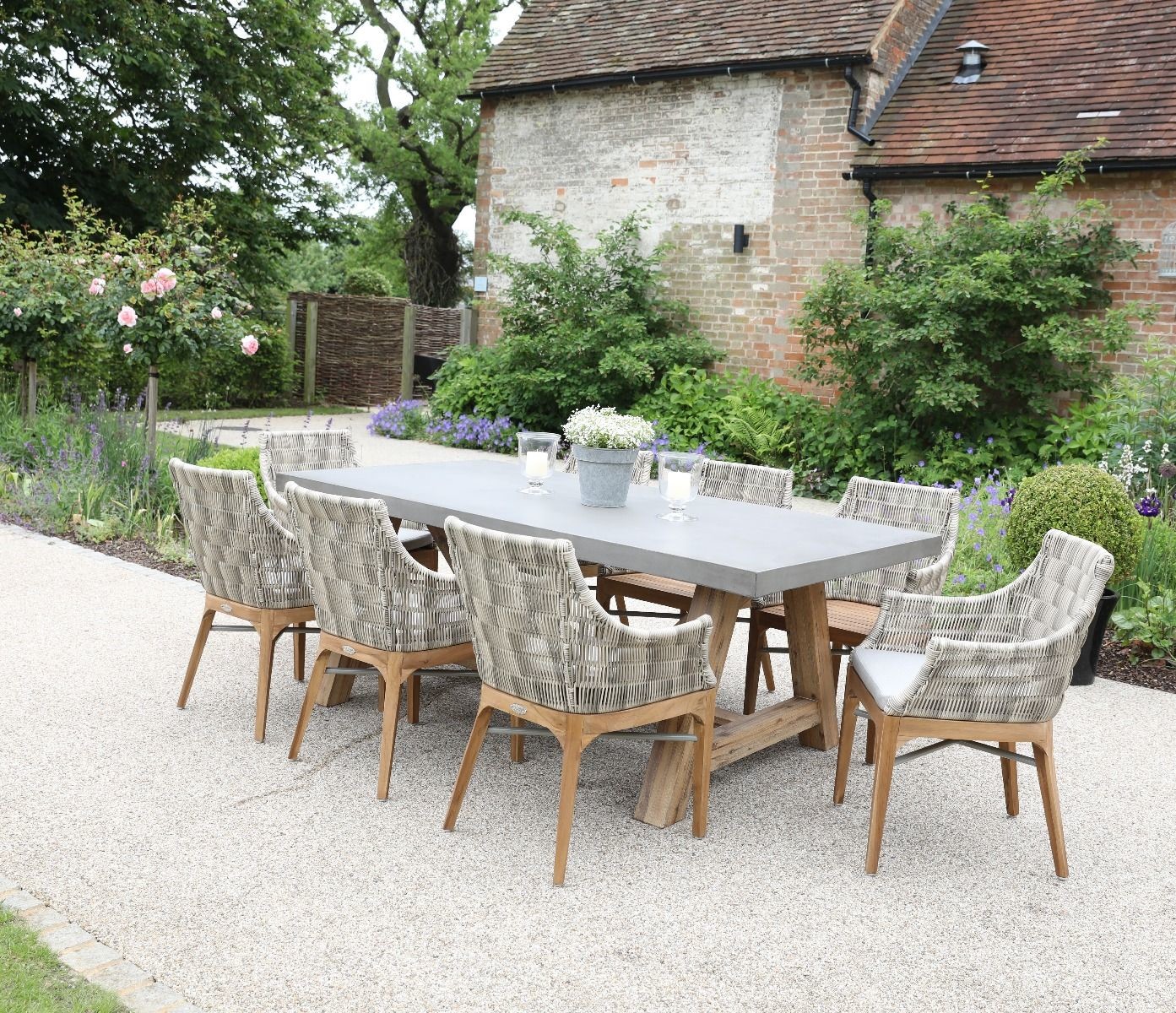 Customized Outdoor Concrete Furniture GRC Patio Garden Bench Table For Poolside