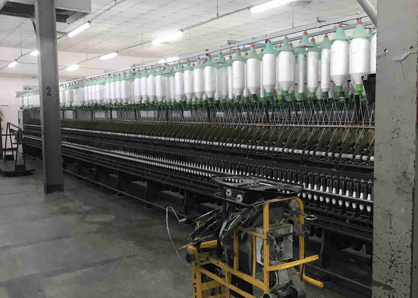 Anti - Pilling Polyester Spun Thread , 20S/3 Ring Strong Polyester Thread