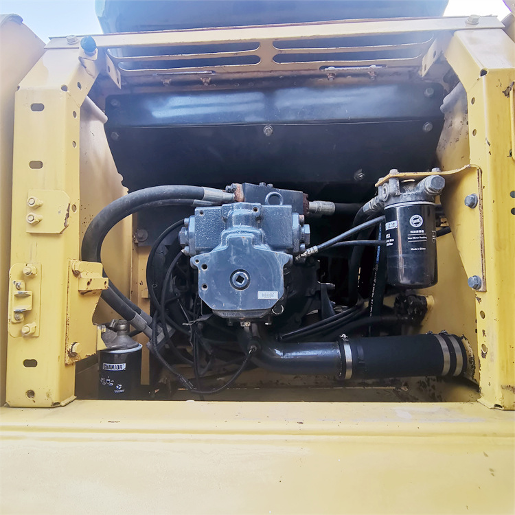 30 Ton Crawler Used Komatsu Excavator PC300-7 in Shanghai with 30000 KG Machine Weight