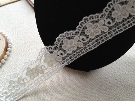 3CM Pretty Scalloped Edge Nylon Lace Trim Off White For Wedding Dress Sewing
