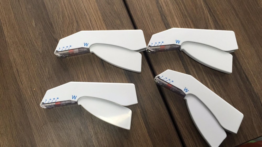 7.3mmx4.0mm Flexible Disposable Medical Skin Stapler