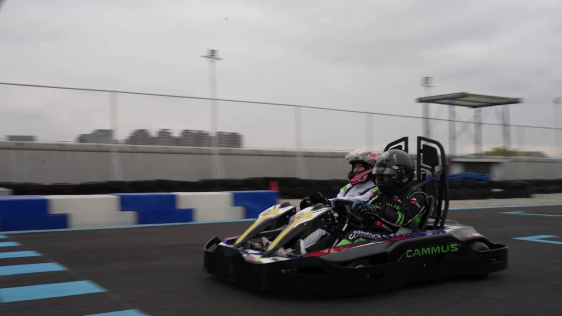 Racing Electric Pedal Powered Go Kart 8 Levels Adjustment Single Motor