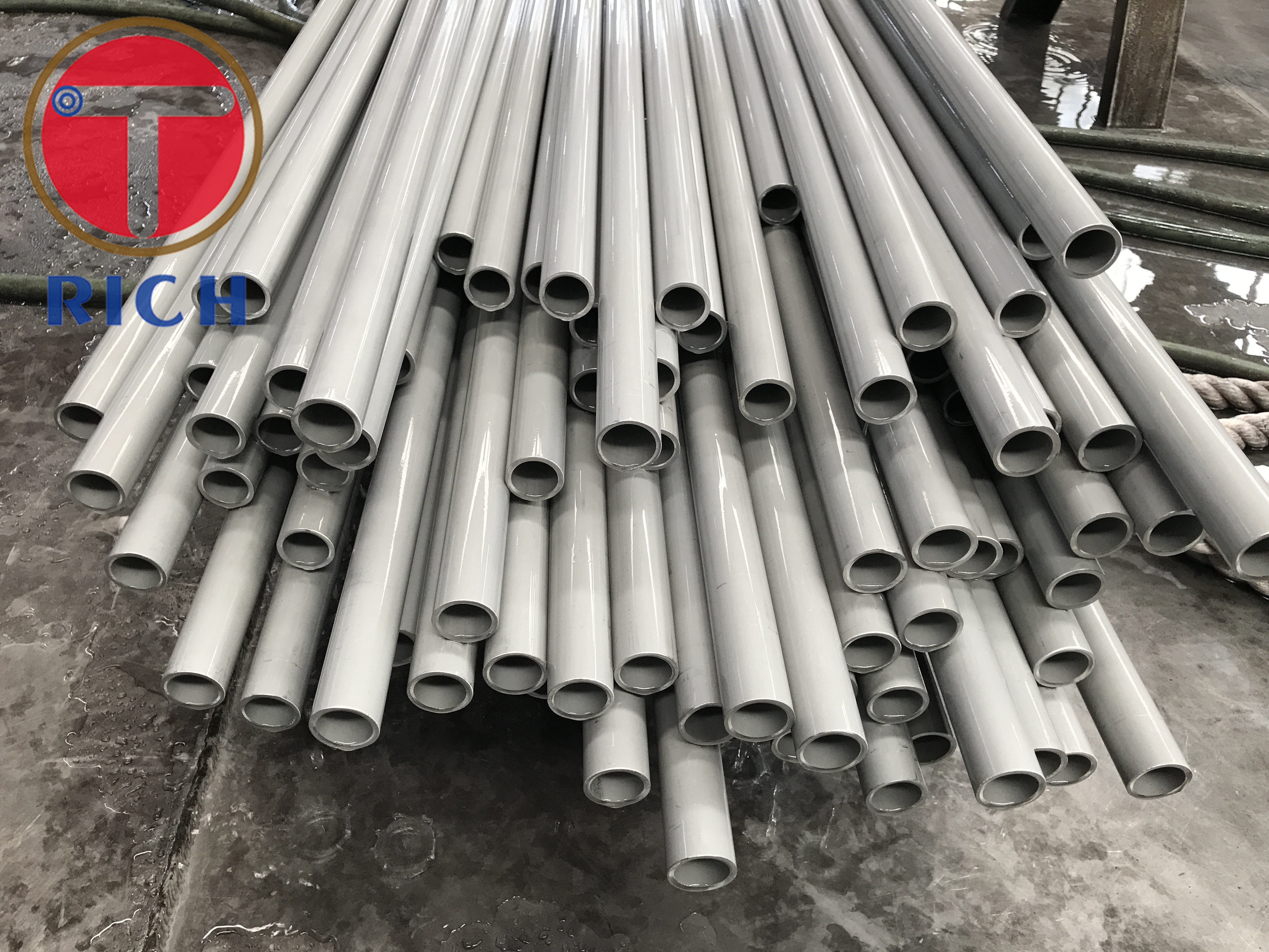 Cold Drawn OD 609.6mm ASTM A312 Stainless Welded Pipe
