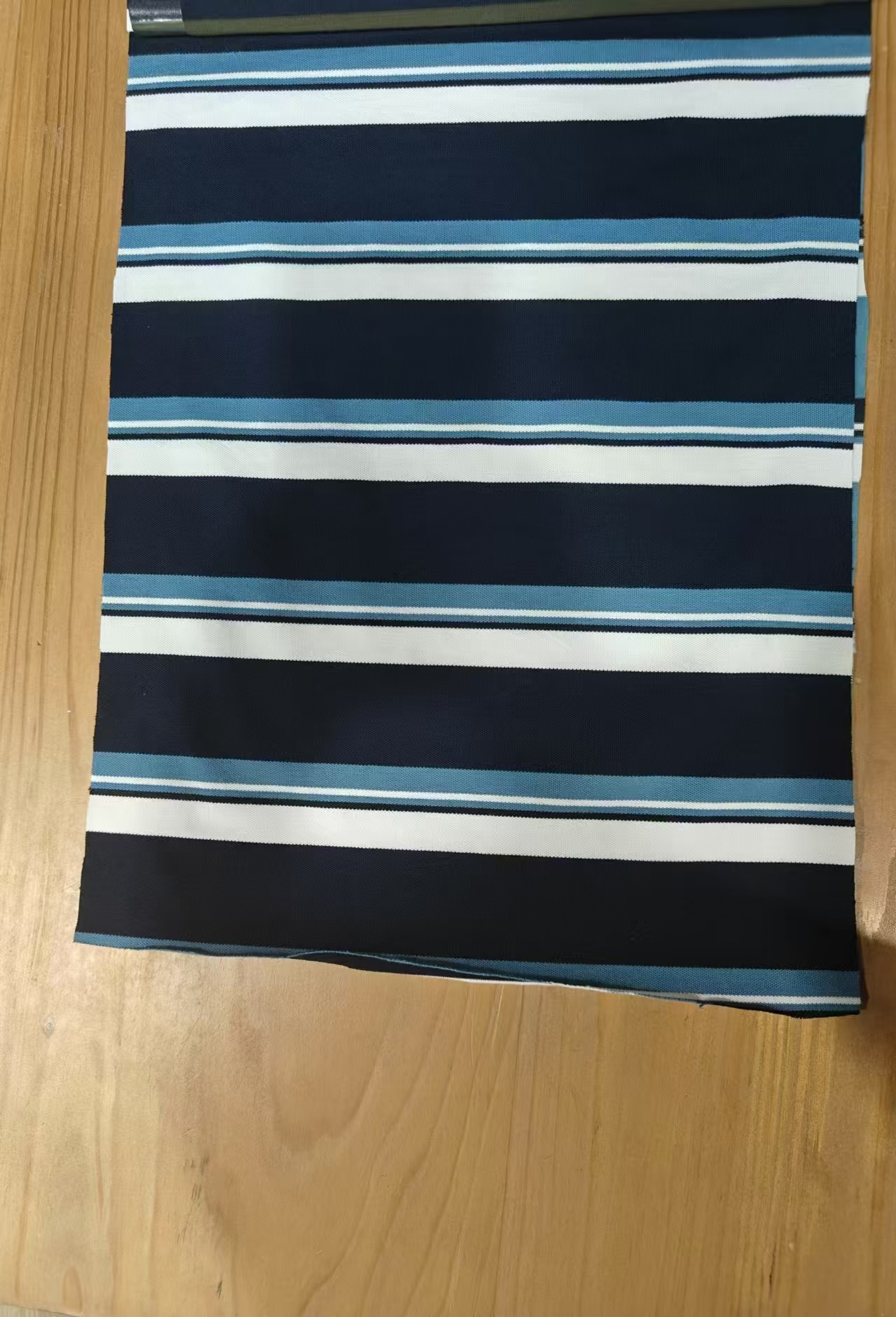 Fashionable Skin-Friendly And Comfortable Striped Material Fabric For Polo Shirt