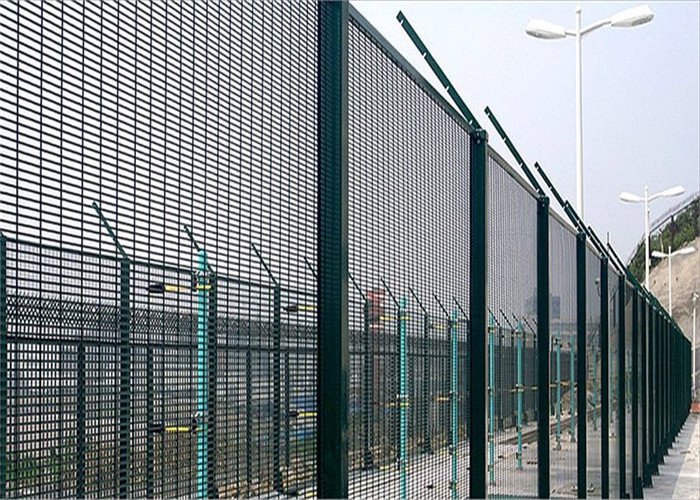 Powder Coated Galvanised Anti Climb Fencing 2.4m 358 Security Mesh