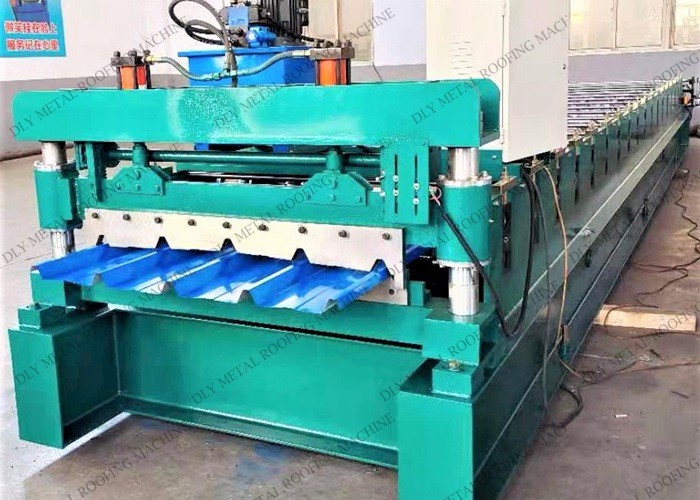 Cr12 Trapezoidal Roll Forming Machine 6500kg Metal Roofing Manufacturing Equipment
