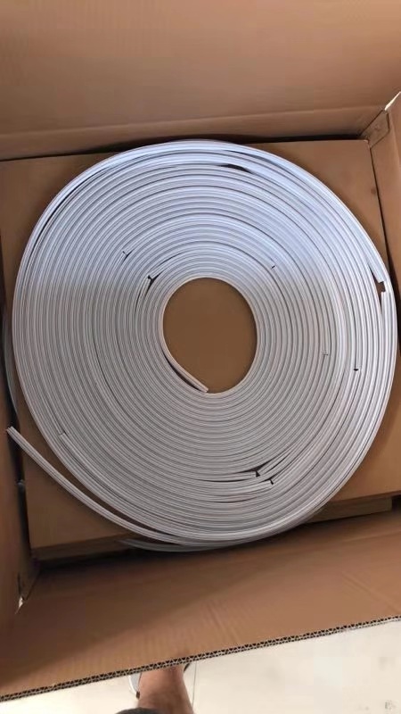 Extrusion Processing Service Custom Refrigerator Gasket with Magnet Strip