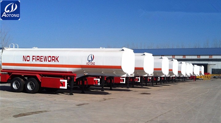 Tri Axles 50000 Liters Carbon Steel Fuel Tanker Semi Trailer for Petrol Transportation