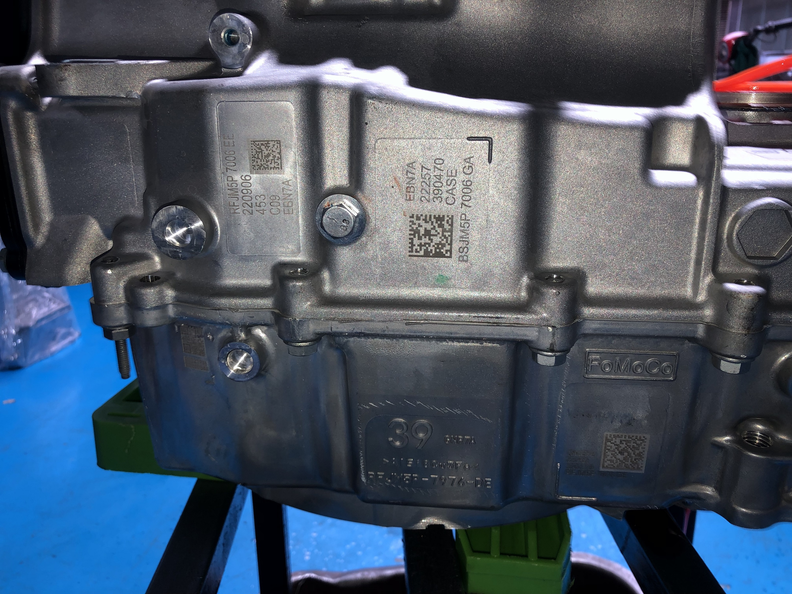 68x65x65cm K2GZ7000F 2.0T 2WD 8 speed 8F35 automatic transmission assembly for Ford