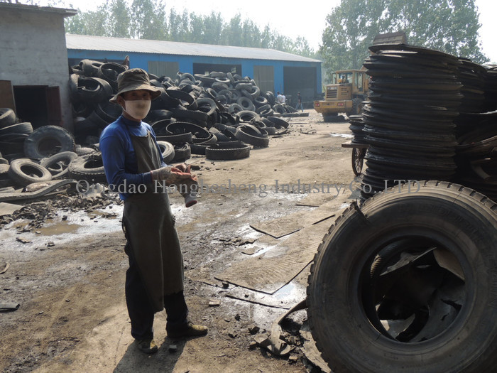 XKP-450 Tire Cracker Mill / Rubber Crusher For Reclaimed Rubber Production / Waste Tire Recycling Machine