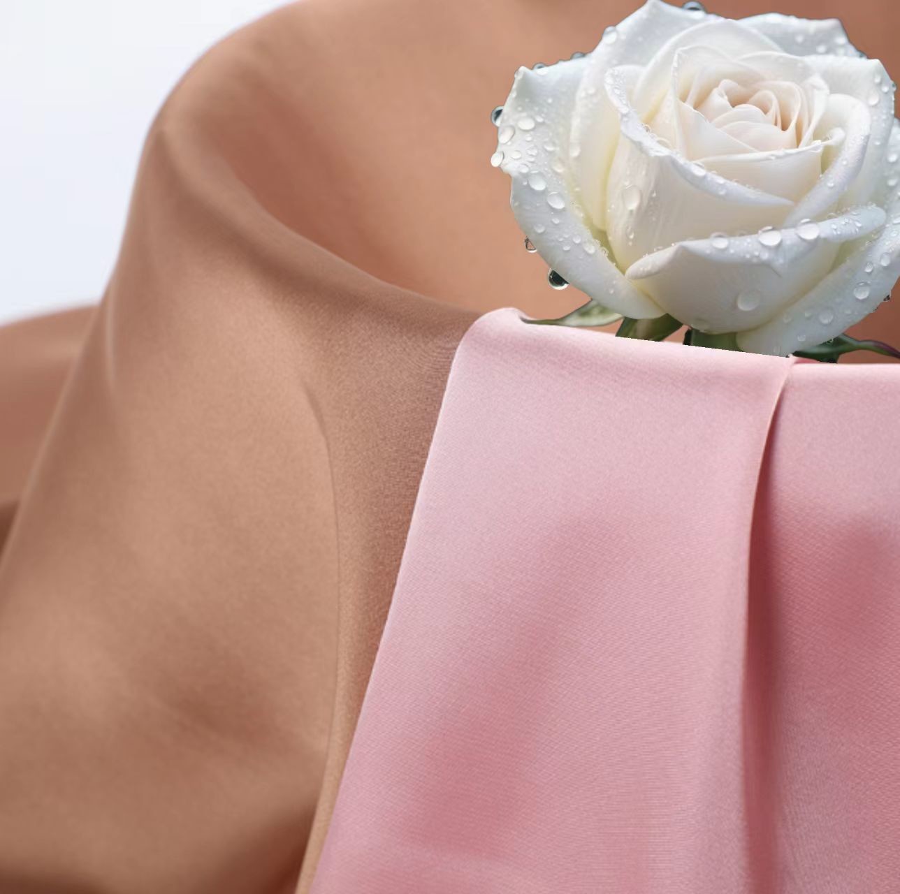 100% Polyester Satin Fabric 185gsm Silk-Like Appearance Trousers , Skirts , Blouses And Dresses