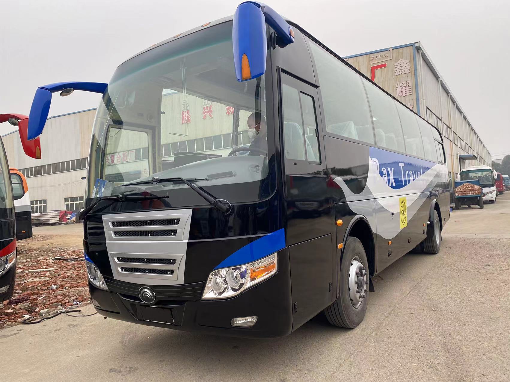 57 Seats Refurbished Luxury Bus Coach Passenger Bus with Standards and Features