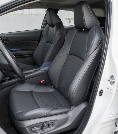 Toyota C-HR 2023 Dual Engine 2.0L Intelligent Electric Hybrid Dual Engine Lingxian Version