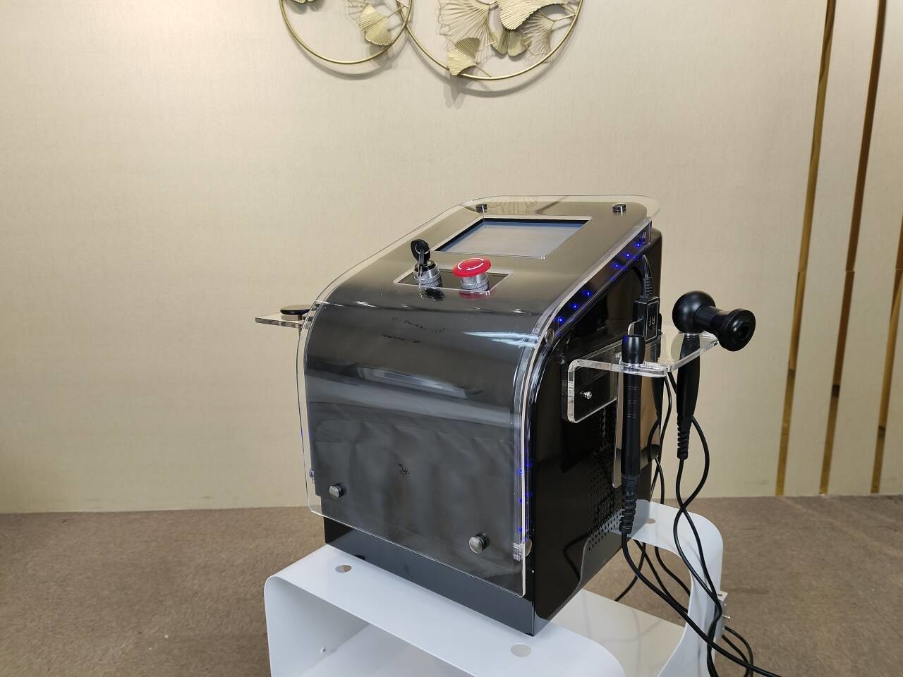Non Invasive RF Microneedling Machine Radio Frequency Beauty Device For Skin Tightening