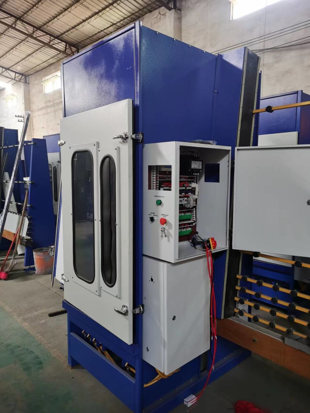 Fully Automatic Vertical Type Washing Room Making Machine Emery Glass Sandblast Machine
