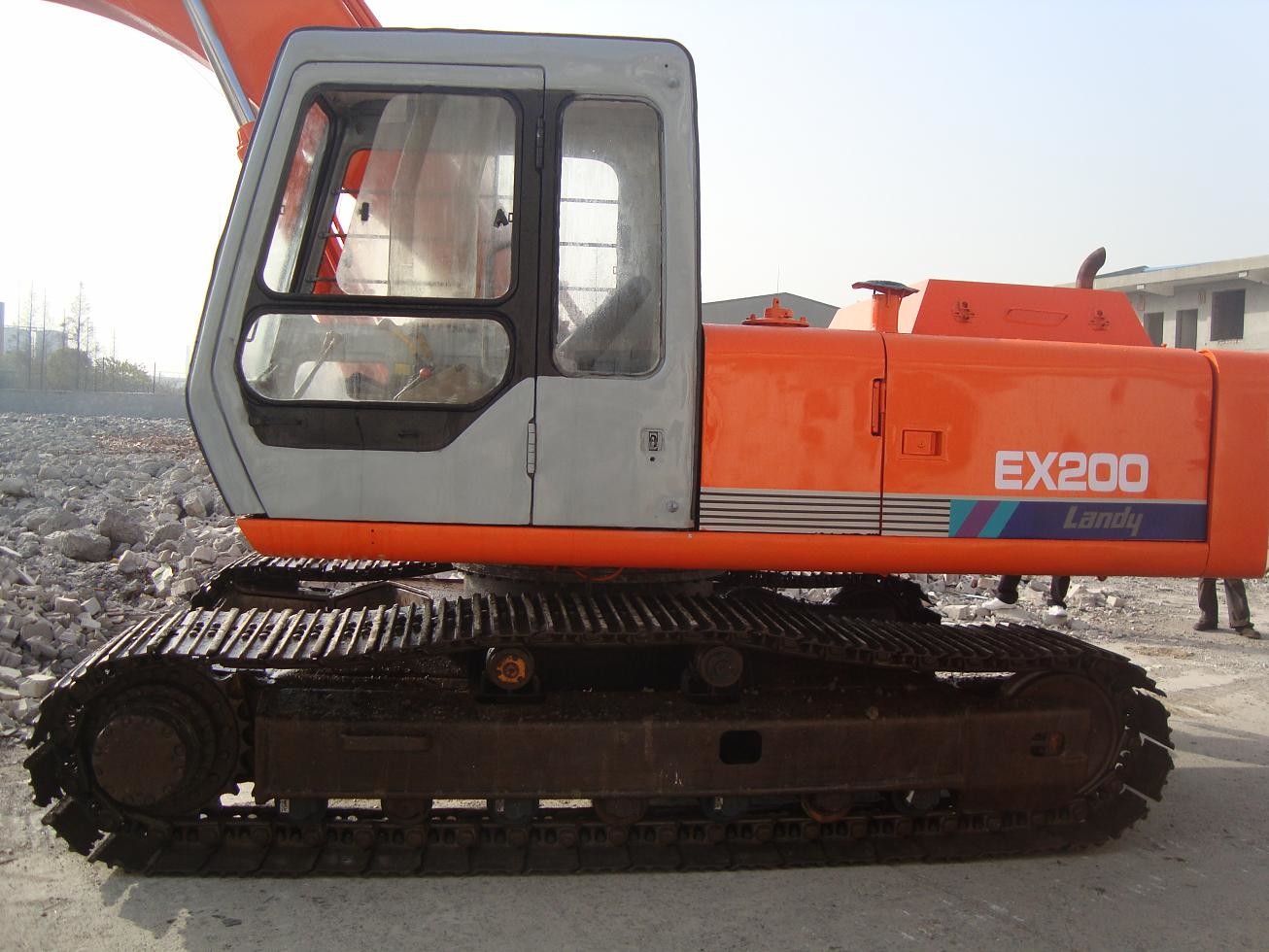 Japan Made Hitachi EX200-1 EX200-2 EX200-3 EX200-5 Used Cheap Price Crawler Excavator For Sale