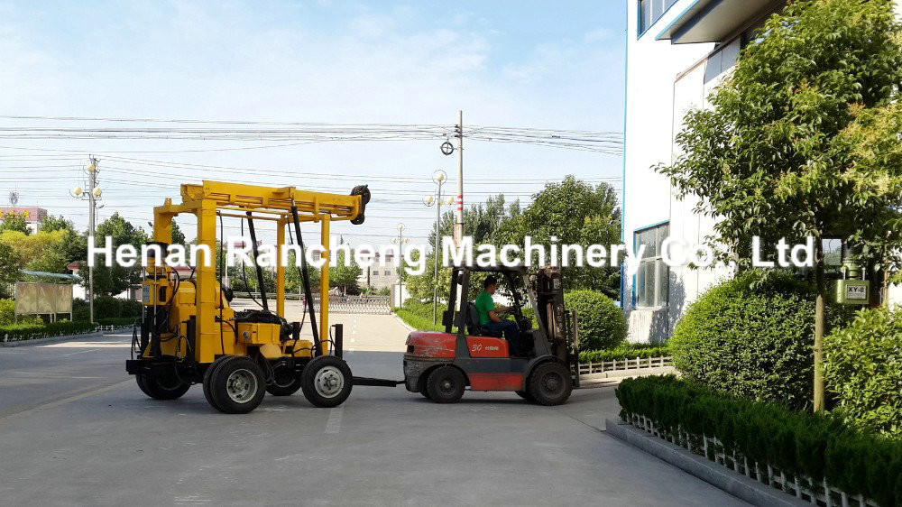 Wheeled Borehole Drilling Machine 51HP Diesel Engine Borehole Drilling Rig 1600kg