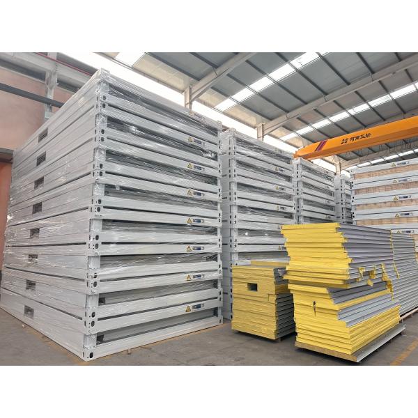 Portable Room Outdoor Function Multiple Sizes Prefabricated Flat Pack Container House With Restroom For Outdoor Getaways