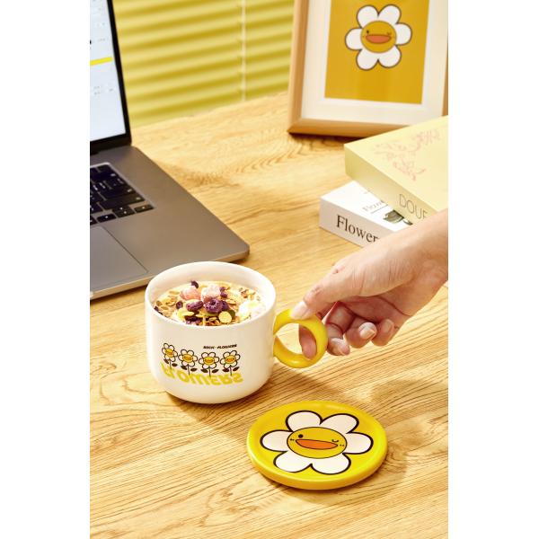 Wholesale Mugs Suitable For Couples Children Girls Use Large Capacity Ceramic Mug With Lid Office Home Creative Coffee